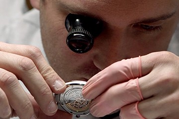 杭州江诗丹顿表有雾气维修